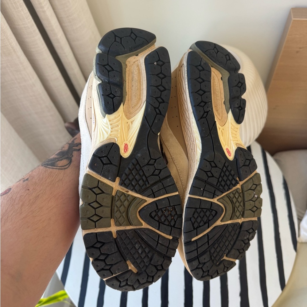New Balance - Picture 3 of 3